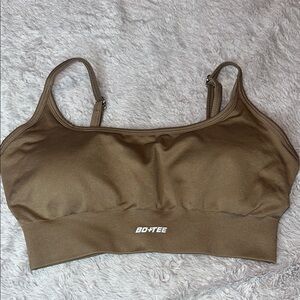 BO+TEE SPORTS BRA SIZE S